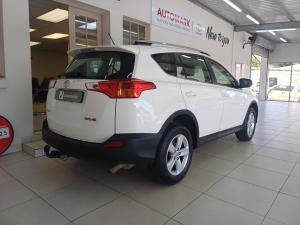 Toyota RAV4 2.0 GX auto - Image 2