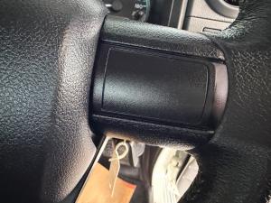 Toyota Land Cruiser 79 4.5D-4D LX V8 single cab - Image 9