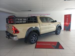 Toyota Hilux 2.8GD-6 double cab 4x4 Raider auto - Image 2