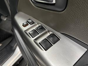 Toyota Fortuner 2.5D-4D auto - Image 11