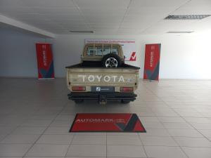 Toyota Land Cruiser 79 4.5D-4D LX V8 single cab - Image 5