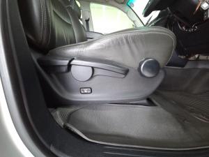 Toyota Land Cruiser 200 4.5D-4D V8 GX-R - Image 18