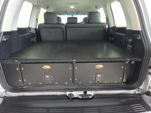 Toyota Land Cruiser 200 4.5D-4D V8 GX-R - Image 19