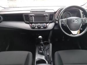 Toyota RAV4 2.0 GX - Image 6
