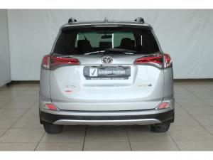 Toyota RAV4 2.0 GX auto - Image 5