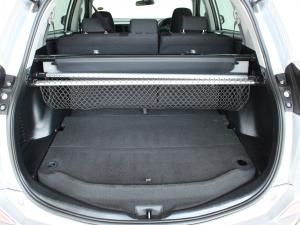 Toyota RAV4 2.0 GX auto - Image 9