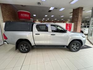Toyota Hilux 2.4GD-6 double cab Raider manual - Image 3