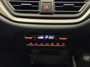 Toyota Starlet 1.5 XS auto - Image 13