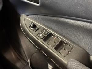 Toyota Starlet 1.5 XS auto - Image 19