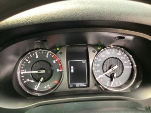 Toyota Hilux 2.4GD-6 single cab Raider manual - Image 10