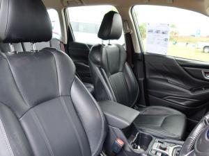 Subaru Forester 2.0i L ES - Image 16