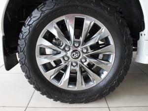 Toyota Land Cruiser 300 3.3D ZX - Image 11