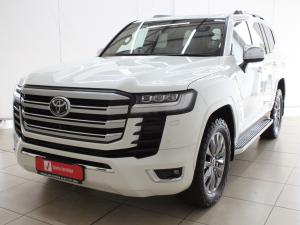 Toyota Land Cruiser 300 3.3D ZX - Image 12