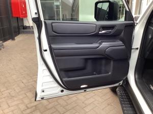 Toyota Land Cruiser Prado 2.8GD VX-R - Image 24