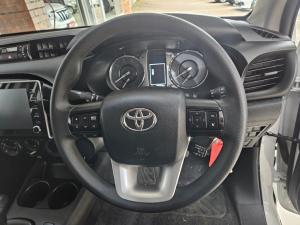 Toyota Hilux 2.4GD-6 double cab Raider auto - Image 8