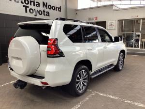 Toyota Land Cruiser Prado 2.8GD VX-L - Image 2