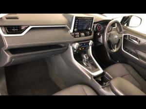 Toyota RAV4 2.0 GX auto - Image 7