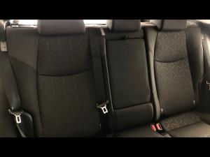 Toyota RAV4 2.0 GX auto - Image 11