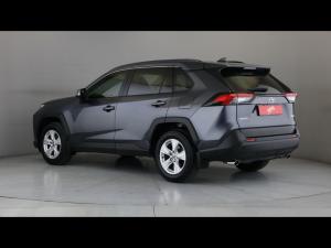 Toyota RAV4 2.0 GX auto - Image 21