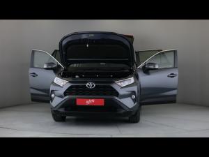 Toyota RAV4 2.0 GX auto - Image 28