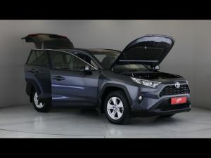 Toyota RAV4 2.0 GX auto - Image 29