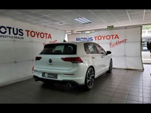 Volkswagen Golf GTI - Image 2