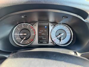 Toyota Hilux 2.8GD-6 48V double cab Raider - Image 11