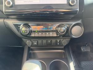 Toyota Hilux 2.8GD-6 48V double cab Raider - Image 16