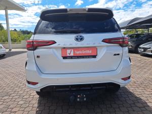 Toyota Fortuner 2.8GD-6 4x4 GR-Sport - Image 5