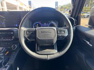 Toyota Land Cruiser Prado 2.8GD VX-L - Image 8