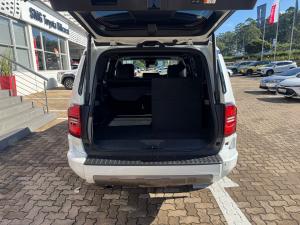 Toyota Land Cruiser Prado 2.8GD VX-L - Image 18