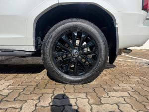 Toyota Land Cruiser Prado 2.8GD VX-L - Image 20