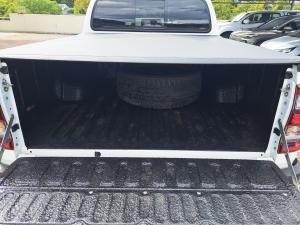 Toyota Hilux 2.8GD-6 double cab Legend auto - Image 18