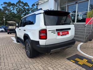 Toyota Land Cruiser Prado 2.8GD VX-R - Image 22