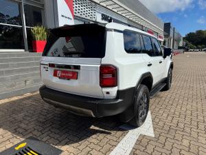 Toyota Land Cruiser Prado 2.8GD VX-R - Image 2