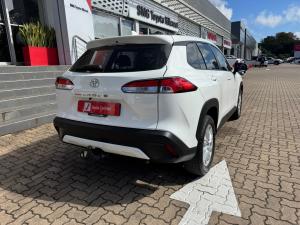 Toyota Corolla Cross 1.8 Xi - Image 2