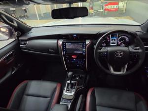 Toyota Fortuner 2.8GD-6 4X4 automatic - Image 6