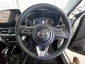 Toyota Urban Cruiser 1.5 XR automatic - Image 8