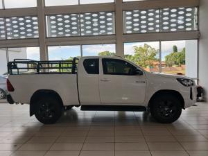 Toyota Hilux 2.4 GD-6 RB RaiderE/CAB - Image 3