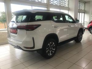 Toyota Fortuner 2.8 GD-6 VX automatic - Image 2