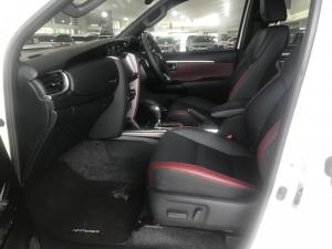 Toyota Fortuner 2.8 GD-6 VX automatic - Image 7