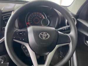 Toyota Vitz 1.0 XR AMT - Image 8