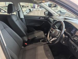 Volkswagen T-CROSS 1.0 TSI Comfortline - Image 10