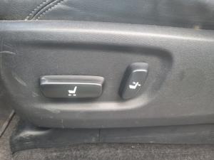 Toyota Prado VX 3.0 TDi automatic - Image 17