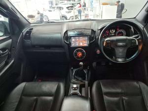Isuzu D-MAX 300 LX 4X4 D/C - Image 13