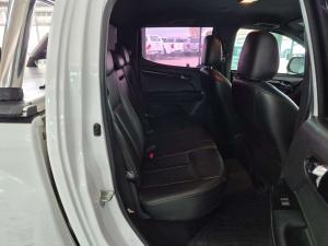 Isuzu D-MAX 300 LX 4X4 D/C - Image 9