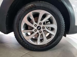 Hyundai Tucson 2.0 Premium automatic - Image 12