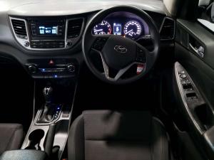 Hyundai Tucson 2.0 Premium automatic - Image 14