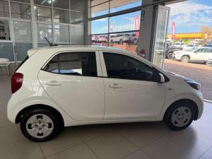 Kia Picanto 1.0 Street - Image 5