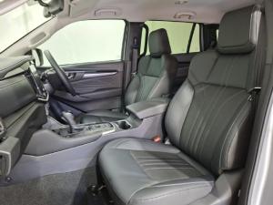 Isuzu mu-X 1.9TD LS - Image 12